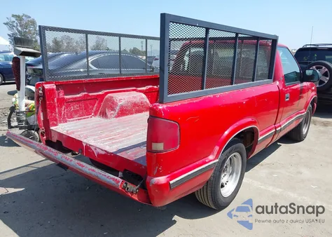 2000 Chevrolet S-10 Ls из США, поврежденный, VIN 1GCCS1443Y8110130